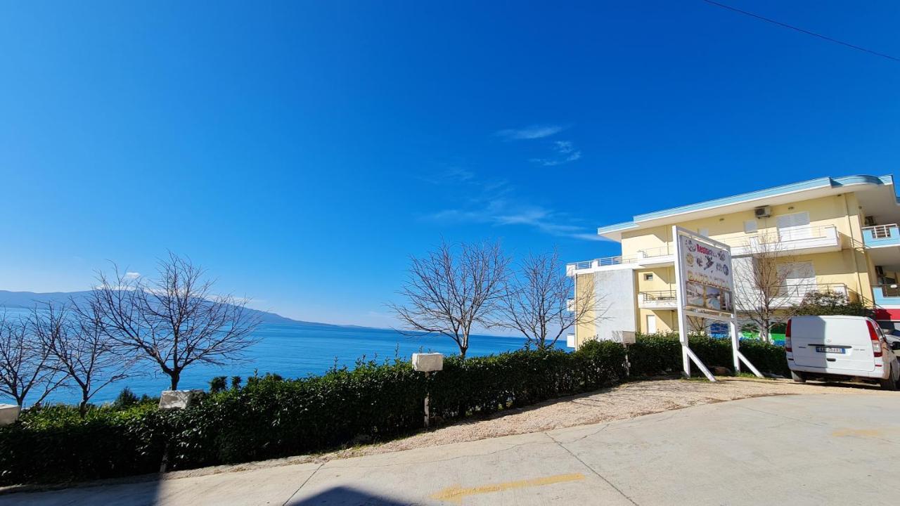Sarande Barracuda View Apartment Eksteriør bilde