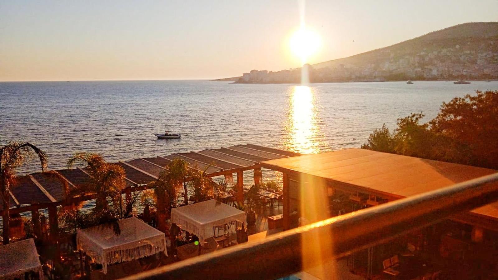Sarande Barracuda View Apartment Eksteriør bilde